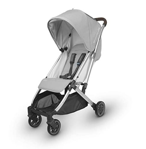 Smallest folding stroller: uppababy minu stroller